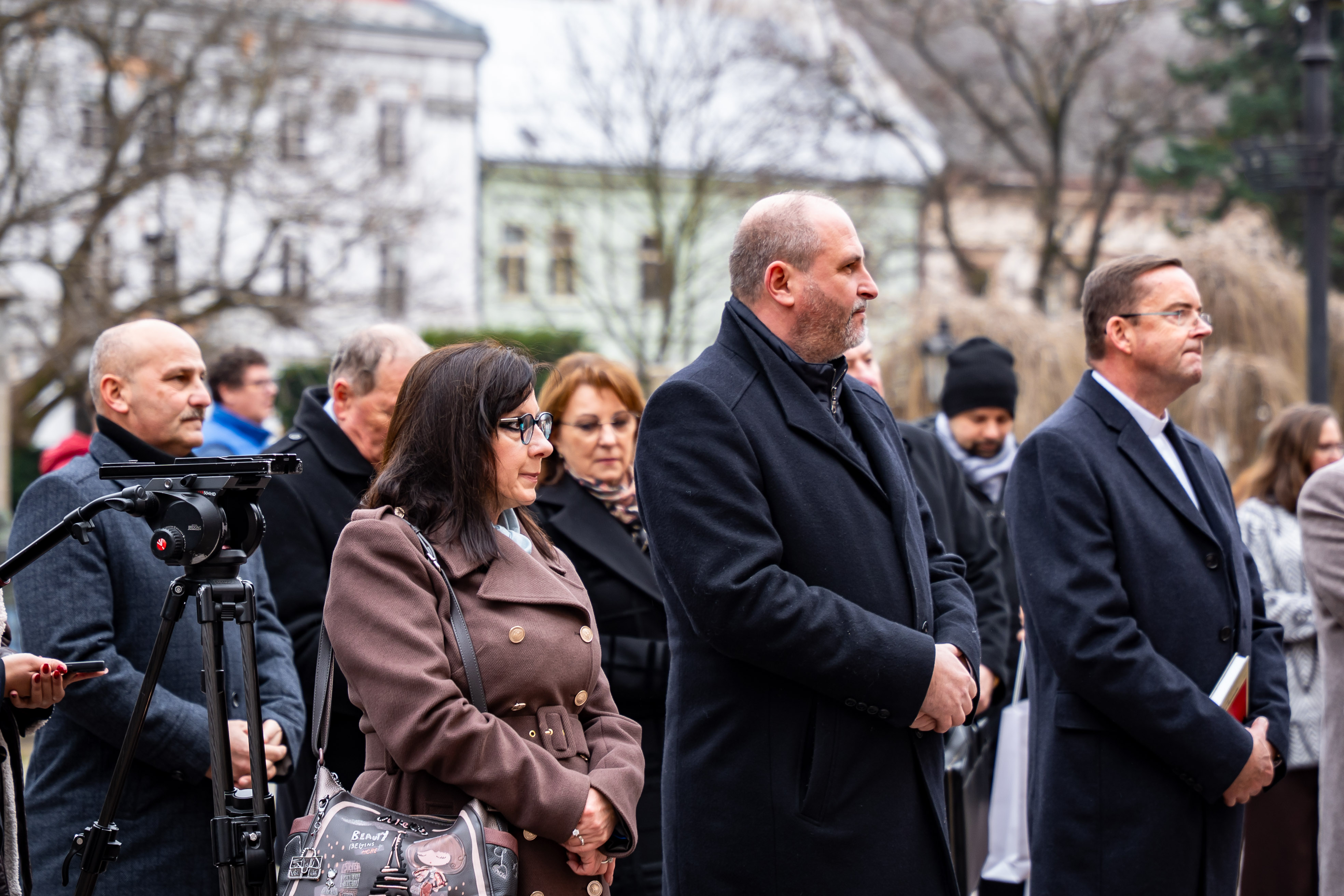 Slavnostne odhalenie pamatnej tabule na pocest kosickeho biskupa Augustina Fischer-Colbrieho-9